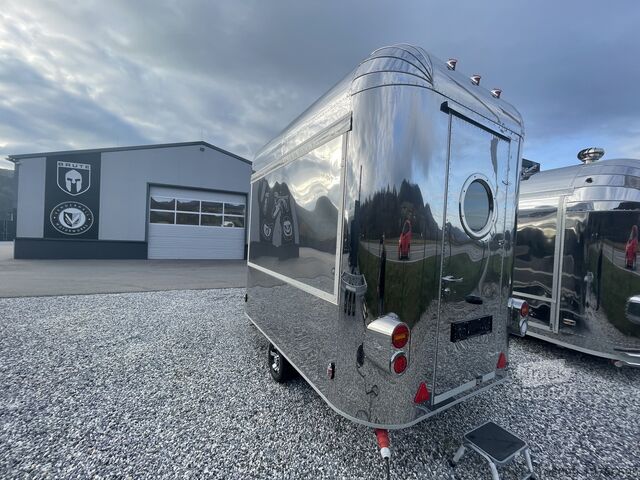 Máquinas de construção de baixa carga Other Foodtrailer Vintage AIRDREAM  - Ausführung NIRO voll eingerichtet ZEITLOS & WERTBESTÄNDIG