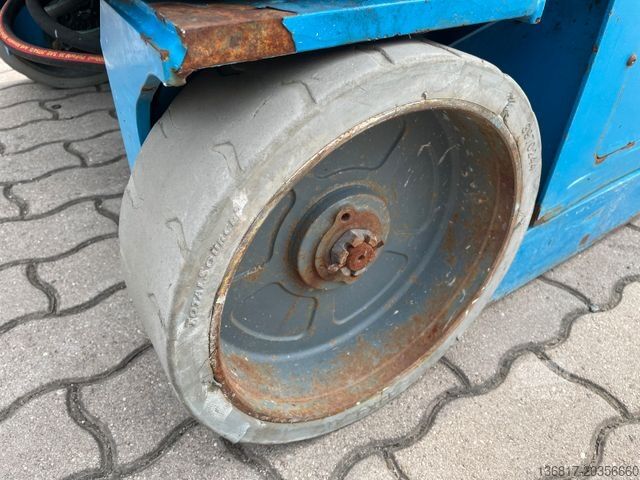 Plataforma de trabajo GENIE Scherenbühne Elektro GS 4047 AH 13,75 m 350 kg