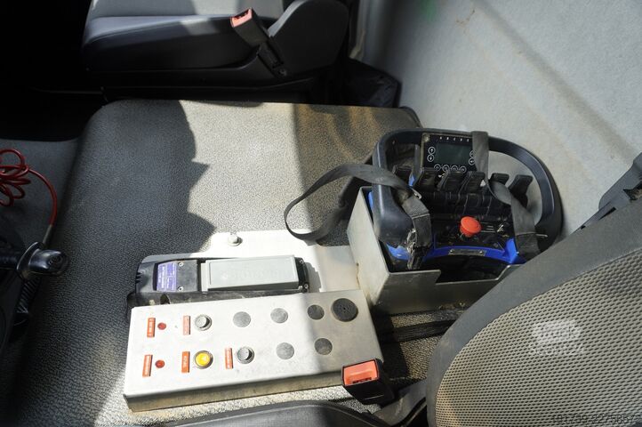 Gréement Renault D14 High P4x2 240 E6 / 16 tho. km!!!