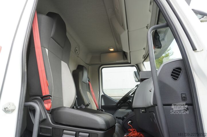 Gréement Renault D14 High P4x2 240 E6 / 16 tho. km!!!