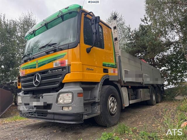 Kranbil Mercedes-Benz Actros 2544 6x2 Crane Truck w/ Rear-Mounted Ferrar