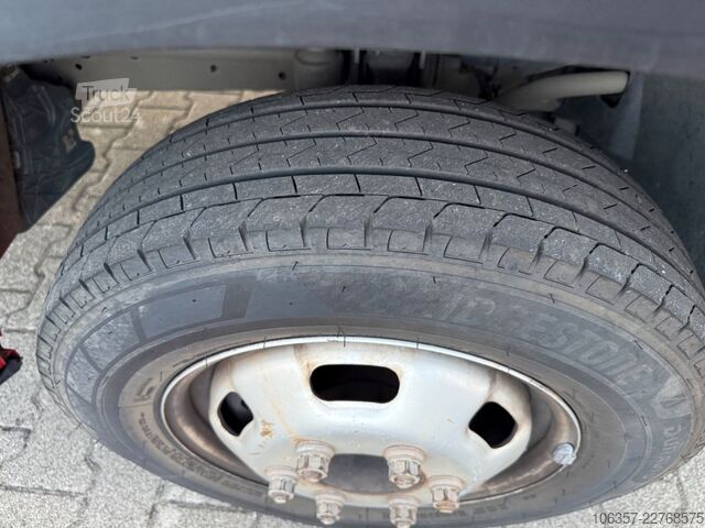 Autoutilitară basculantă IVECO Daily 35C12 Kipper  Zwillingsbereift RD3450