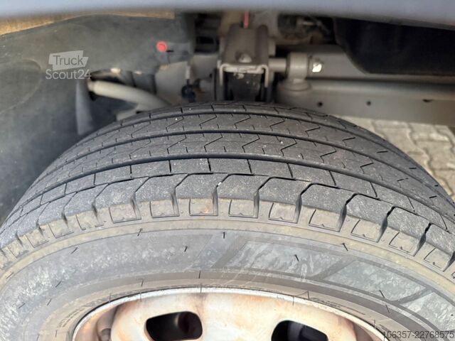 Autoutilitară basculantă IVECO Daily 35C12 Kipper  Zwillingsbereift RD3450