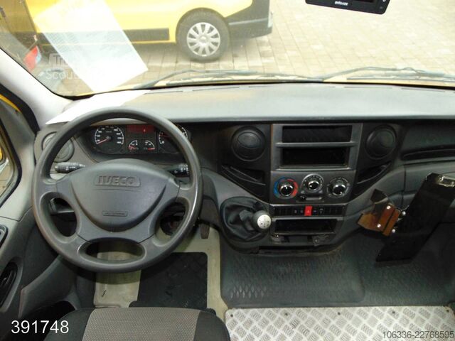 Dubă cu caroserie tip cutie IVECO Daily 35 S 11 A / P Maxi Postkoffer REGALSYSTEM