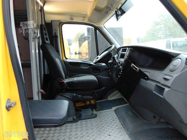 Dubă cu caroserie tip cutie IVECO Daily 35 S 11 A / P Maxi Postkoffer REGALSYSTEM