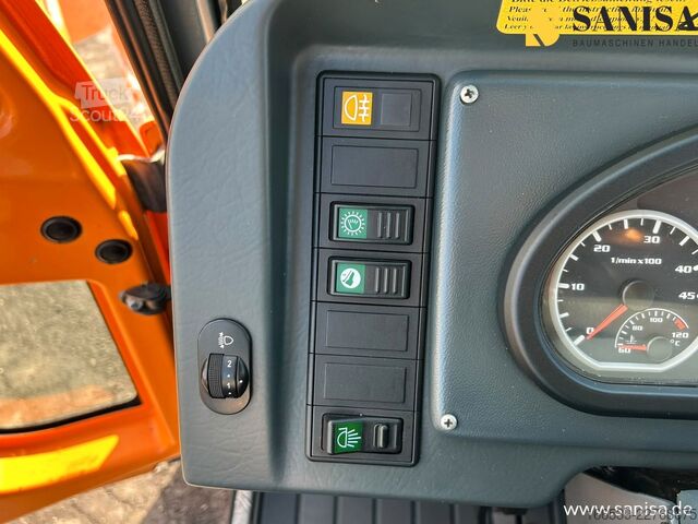 Iný HAKO M30/Multicar/Salzstreuer/3 S.-Kipper/Schild/4x4