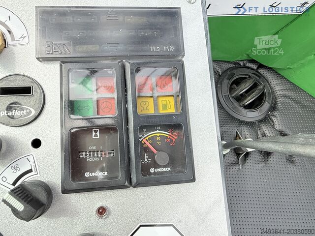 Vierwegheftruck Combilift C8000 / GAS / DUPLEXX 4700 / FREE LIFT
