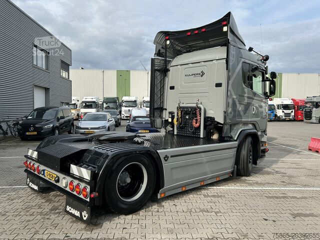 Standard-SZM Scania R520 V8 / Showtruck / Buffl Special Interior / ...