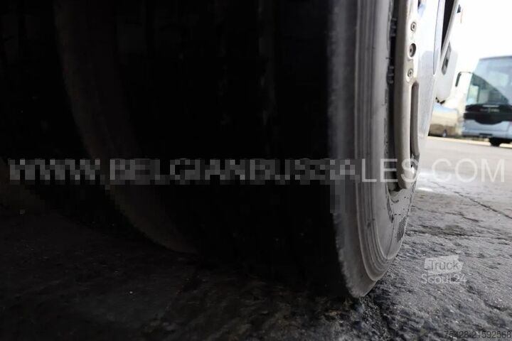 Minibus Otokar Navigo U / 7.8m / Airco / Lift / Manual