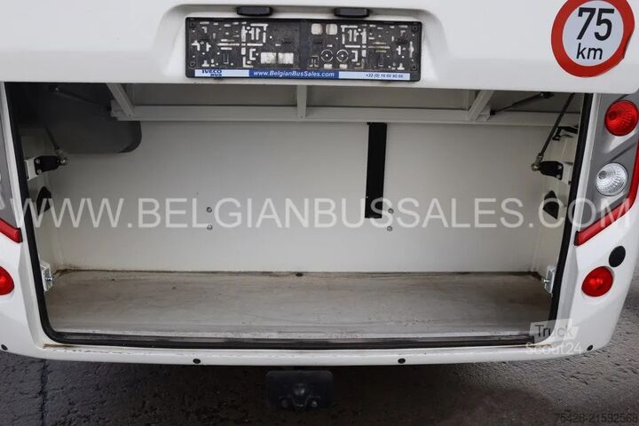 Minibus Otokar Navigo U / 7.8m / Airco / Lift / Manual