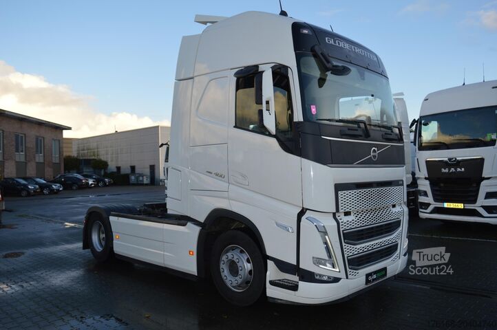Standard dragbilsenhet VOLVO FH 460 Globetrotter XL i-Save SideSkirts