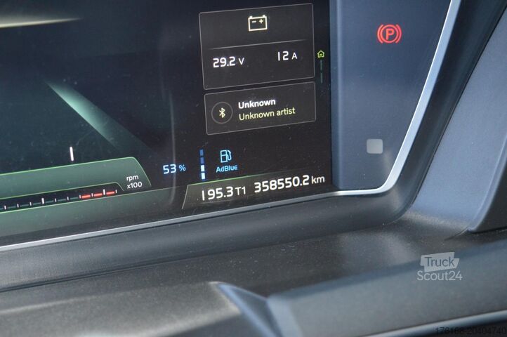 Standard dragbilsenhet VOLVO FH 460 Globetrotter XL i-Save SideSkirts