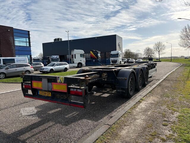 Транспорт на контейнери Renders 3AFCST08 Multichassis / Extendable / SAF Axles ...