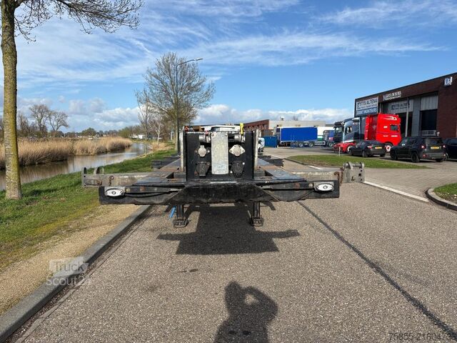 Транспорт на контейнери Renders 3AFCST08 Multichassis / Extendable / SAF Axles ...