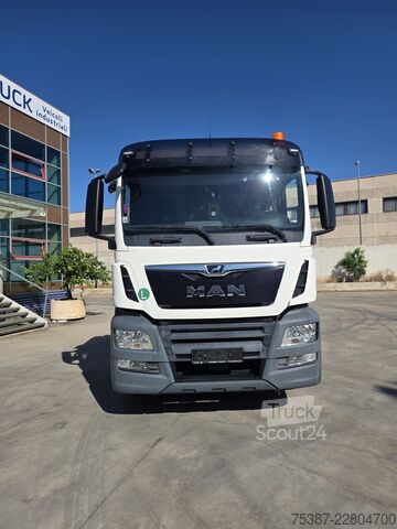 Chassi de caminhão MAN TGS 26.420