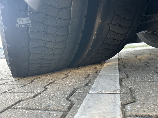 Standaard-SZM Volvo FH 500 Globetrotter XL / 277 dkm / Tacho V2 / V...