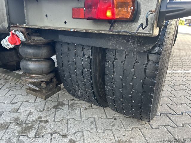 Standard-SZM Terberg YT182 / Motor Problem - Oil Pressure / 2006 / C...
