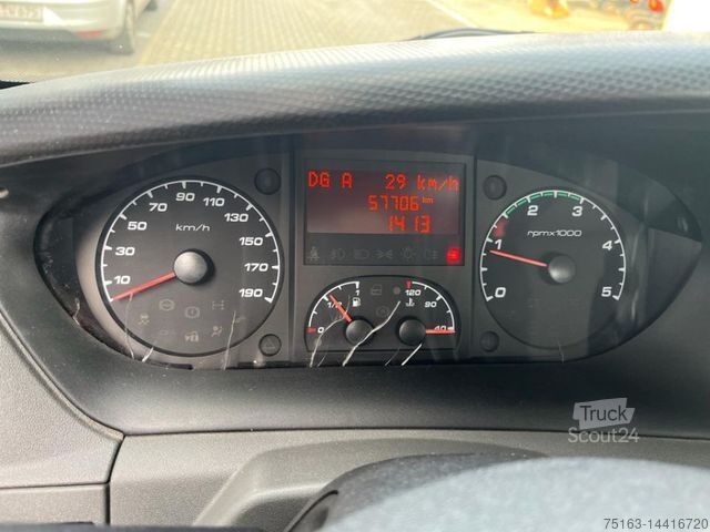 Pick-up skåpbil IVECO Daily 29L13 Pritsche
