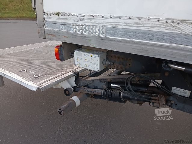 Rashladni kamion VOLVO FM13-460 EEV  6x2R CarrierSupra550 7,3m LBW1.5t