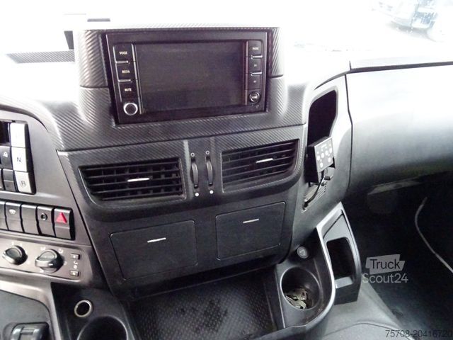 Içecek kamyonu IVECO 260 S 42*kpl. Zug*2x LBW*Lift/Lenk*Ret.*38 Pal.