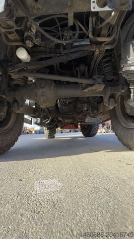 Вантажівка спеціального призначення UNIMOG Unimog U427