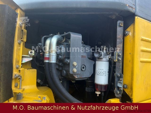 Bandgrävare KOMATSU Komatsu PC228 USLC-3EO