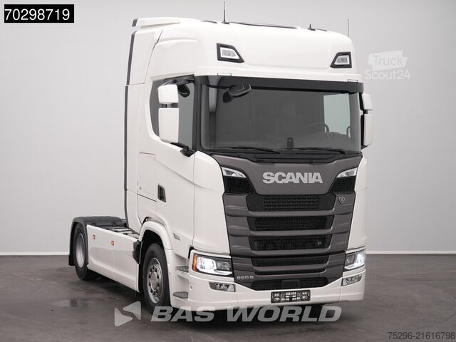 Standaard trekker Scania S560 4X2 NEW! Retarder Full-Air 2xTanks Leder S...