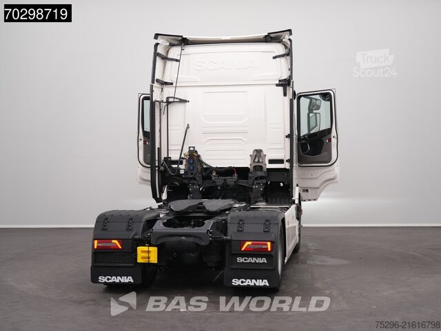 Standaard trekker Scania S560 4X2 NEW! Retarder Full-Air 2xTanks Leder S...