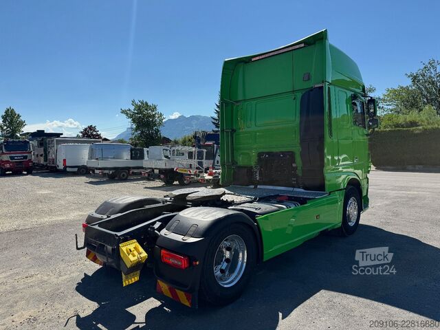 Štandardný ťahač DAF XF 530 Standklima Retarder Top Austattung