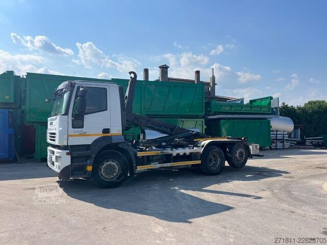 Vozidlo s hákom na kontajnery IVECO IVECO STRALIS 260S-E4 SCARRABILE