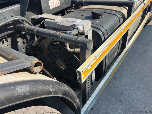 Hiltl Fahrzeugbau GmbH Hiltl Fahrzeugbau GmbH Hiltl Fahrzeugbau GmbH