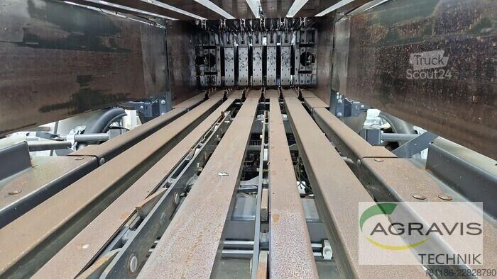 مكبس بالات (زراعة) Claas QUADRANT 5200 FC TA