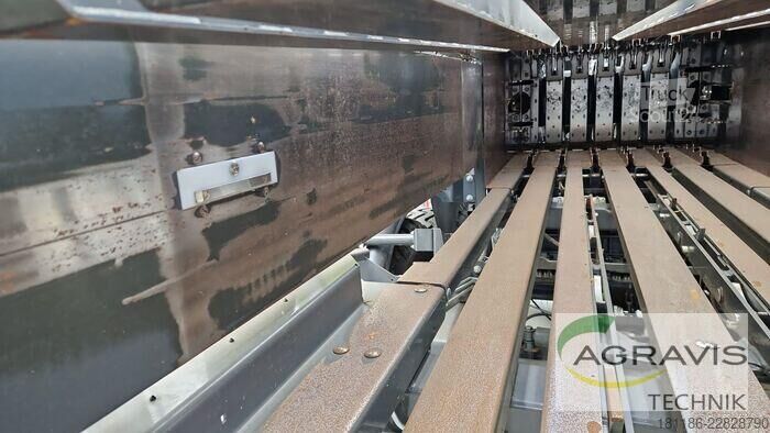 مكبس بالات (زراعة) Claas QUADRANT 5200 FC TA