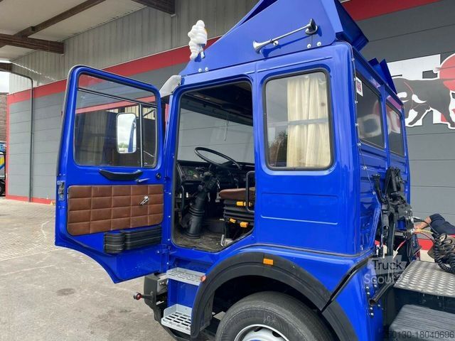 Standardowy ciągnik siodłowy MAN 19.281, 4x2, SZM Oldtimer