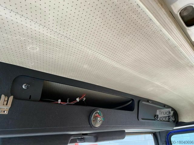 Standardowy ciągnik siodłowy MAN 19.281, 4x2, SZM Oldtimer