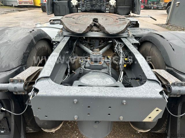 Standardni vlačilec DAF XF 450 FT Euro6 4x2 Blatt-/Luft