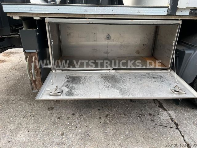 Kamyon üzerine monteli vinç MERCEDES-BENZ Atego 1223 4x2 Böcker-Dachdeckerkran