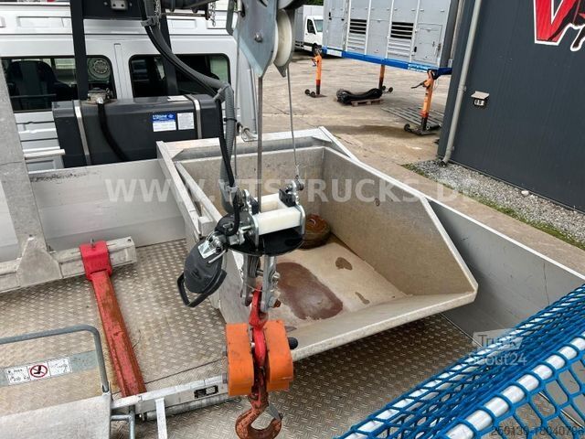Kamyon üzerine monteli vinç MERCEDES-BENZ Atego 1223 4x2 Böcker-Dachdeckerkran