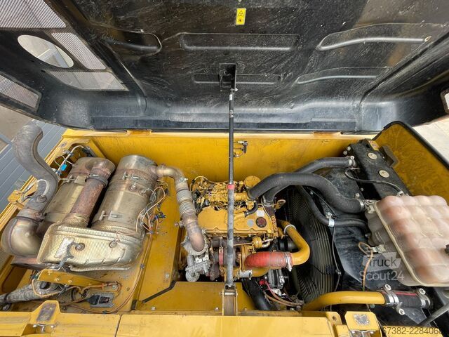 Goseniški bager Caterpillar 320FL