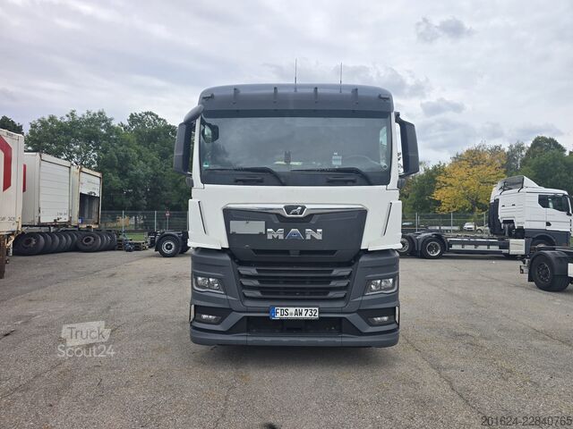 LKW-Fahrgestell MAN TGX 26470