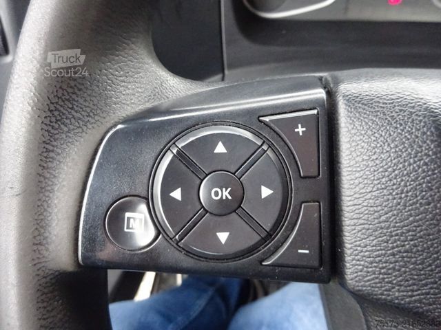 Three-way tipper van MERCEDES-BENZ Atego 3 Kipper OM934