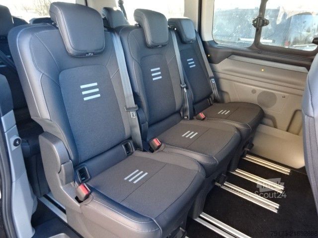 Minibussi FORD Tourneo Custom 320L1 Active 4x4 AHK Stndhzg iACC