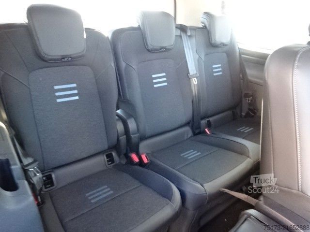 Minibussi FORD Tourneo Custom 320L1 Active 4x4 AHK Stndhzg iACC