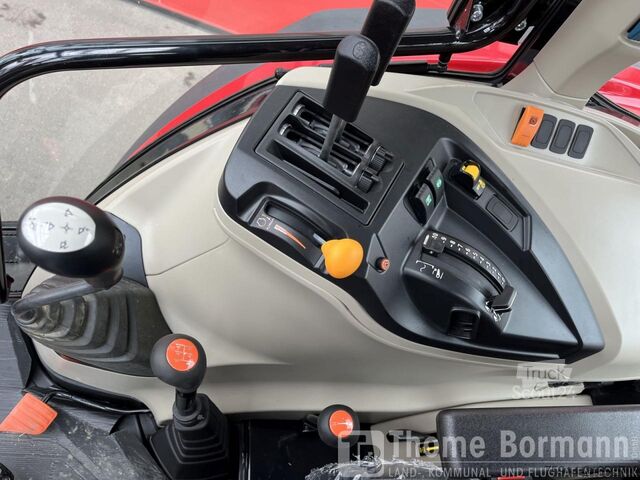 Tractor Massey Ferguson MF 4709 M Cab Essential