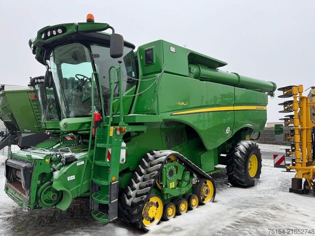 Зерноуборочный комбайн John Deere S690i