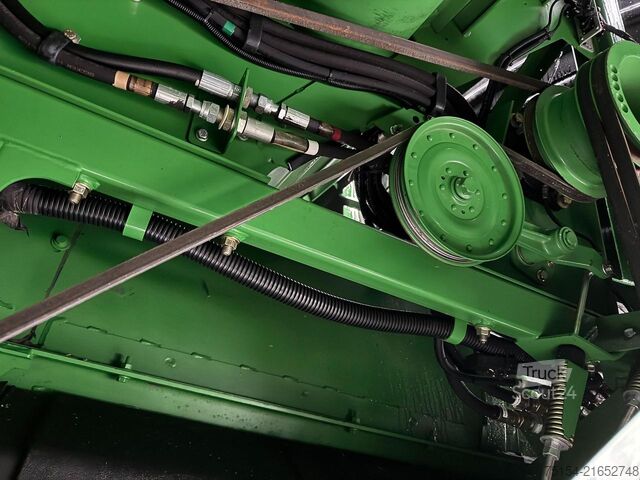 Зерноуборочный комбайн John Deere S690i