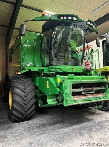 Зерноуборочный комбайн John Deere T670