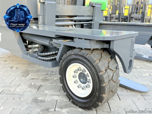 Carrello elevatore a 4 direzioni Combilift C4500 DIESEL TRIPLEX 6000 POSITIONER