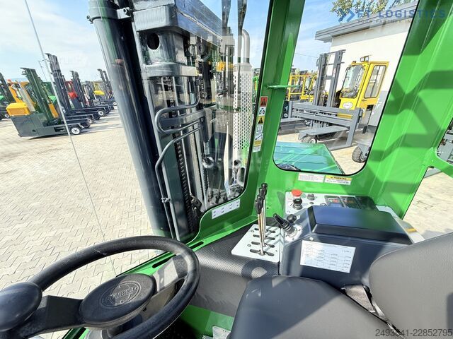 Carrello elevatore a 4 direzioni Combilift C2500 TRIPLEX 4900 Width: 1900 mm GAS