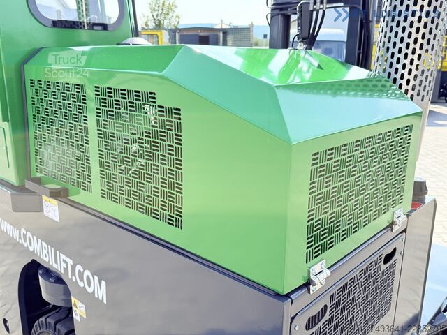 Carrello elevatore a 4 direzioni Combilift C2500 TRIPLEX 4900 Width: 1900 mm GAS